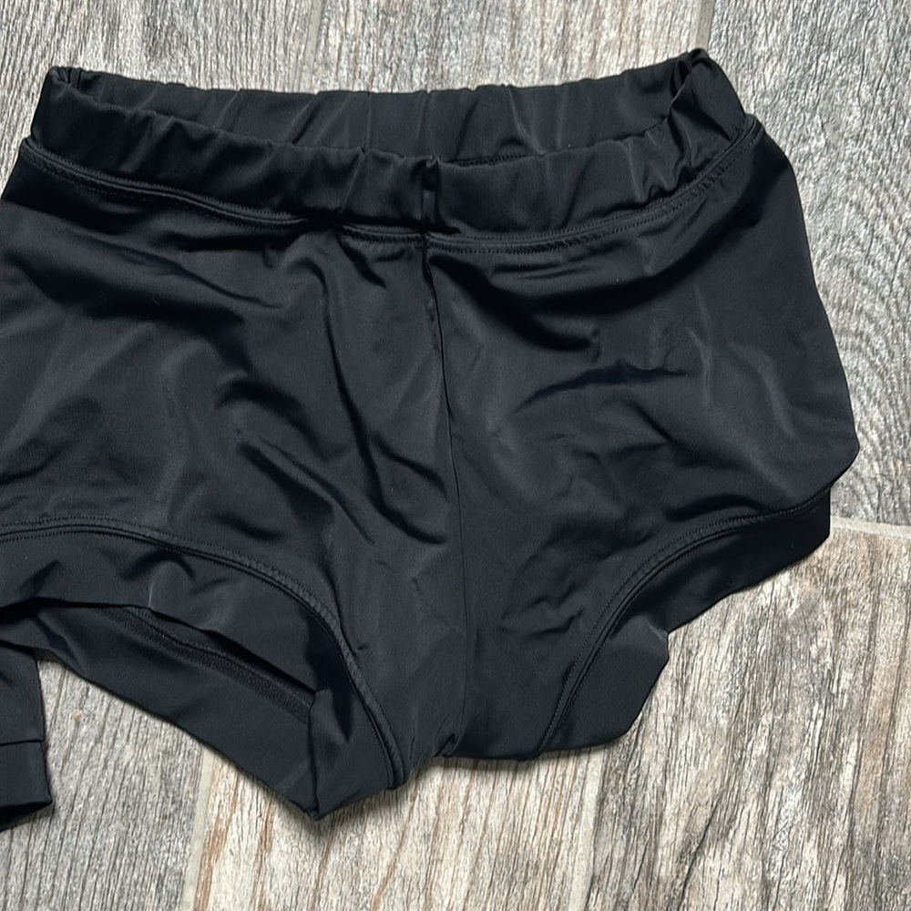 Balera dance wear bundle. 2 dance shorts. 1 top. Med - Picture 3 of 5